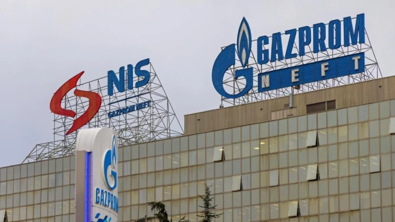 Вучич: MOL ще купи дела на "Газпром" в NIS за 1 милиард евро