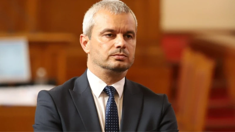 Костадин Костадинов отправи предупреждение за целенасочена атака срещу националната държавност