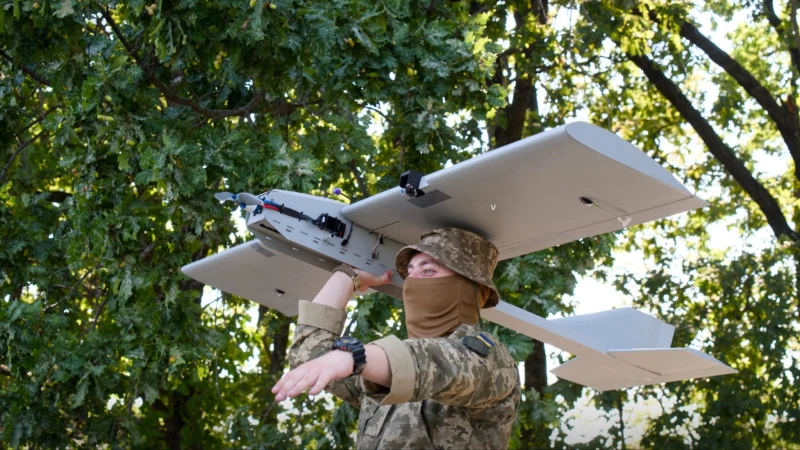 Украйна разработва FPV дрон със 120-мм мина