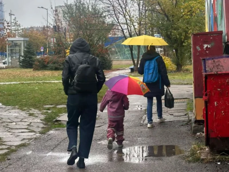 Жълт и оранжев код за значителни валежи в няколко области 