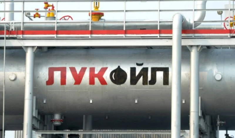 Кремъл коментира сделката между "Лукойл" и Carlyle