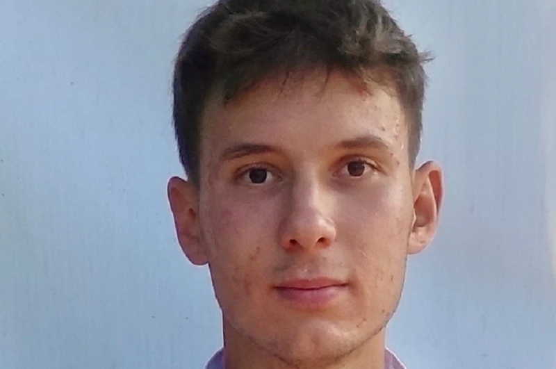 Илиян Радулов продължава с победите след завръщането си в тениса