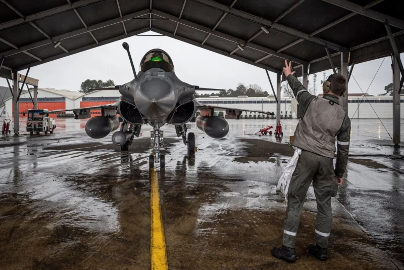 Defence Express: Френските Rafale отработваха удари със SCALP в сценарий за конфликт с Русия