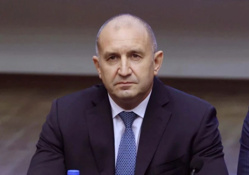 Радев отговори на Кирил Петков: Твърденията относно гръцката газова връзка са несъстоятелни, на 8 юли 2022 г. строителството не беше завършено