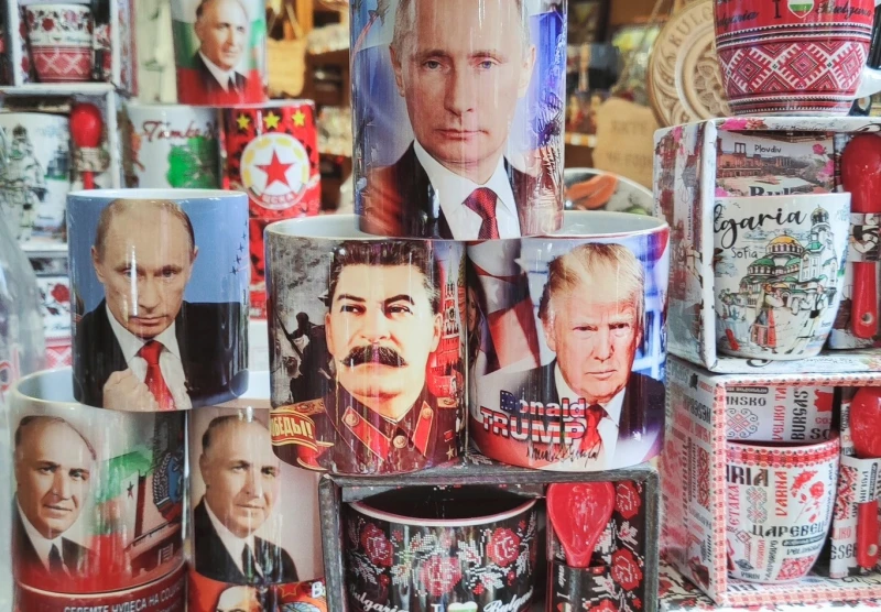 Панделиева: Да сложиш главите на Живков, Ленин, Сталин, Путин и Тръмп пред входа на Троянския манастир е гнусотия и провокация