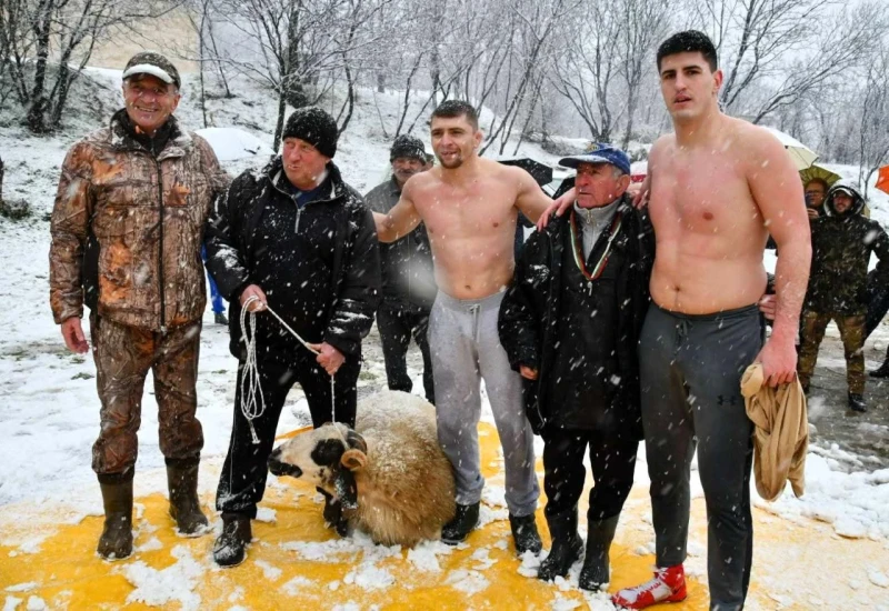 100-килограмов овен за победителя в пехливански борби