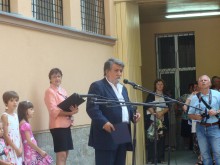 Министър и областен управител дадоха старт на новата учебна година в Музикалното училище