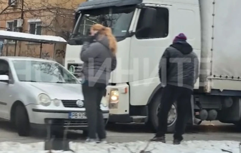 Зрелищен инцидент в Пловдив на оживен булевард