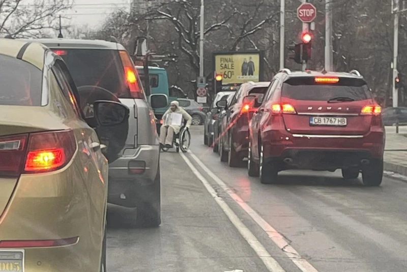 МВР Пловдив, къде сте? Газят закона под носа ви!