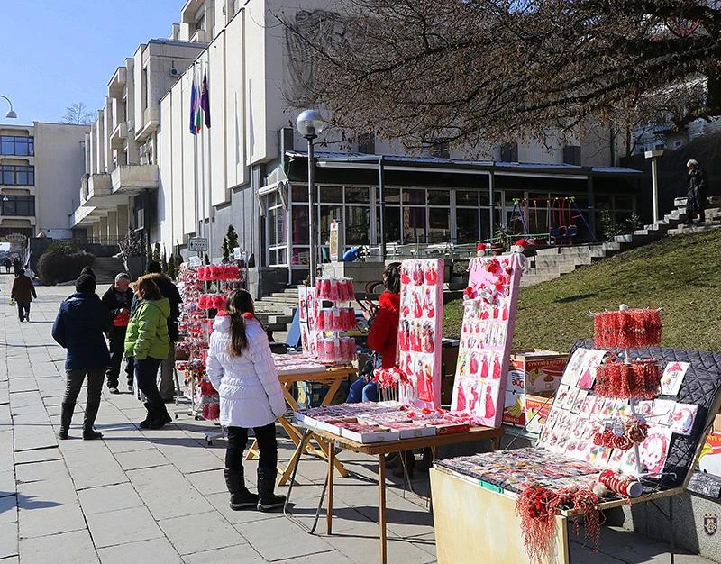 Велико Търново се подготвя за Баба Марта, канят и търговците да се включат