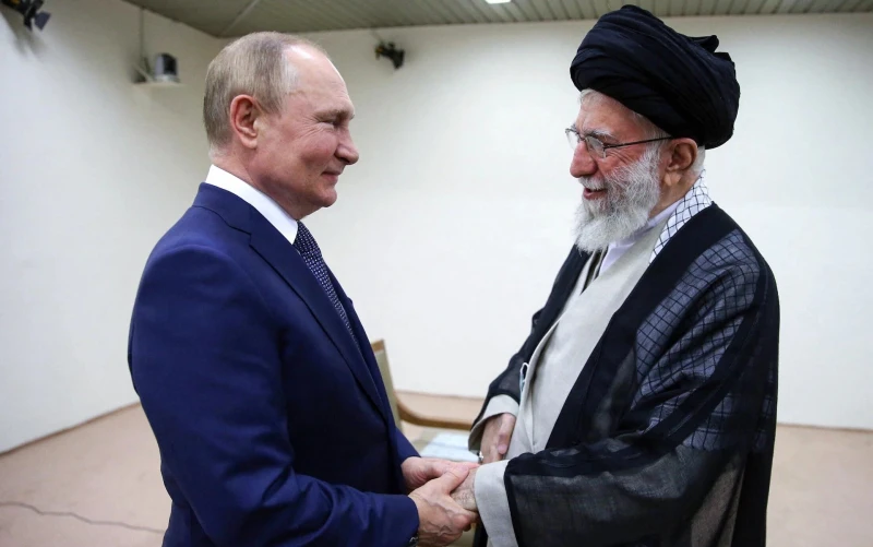 The Telegraph: Русия тайно е изпращала влакове с милиарди долари в брой до Иран