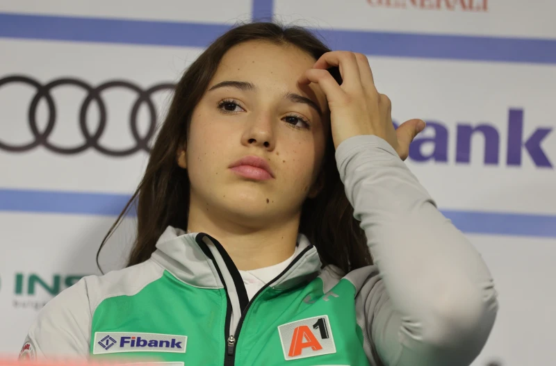 Малена Замфирова отпадна след драма