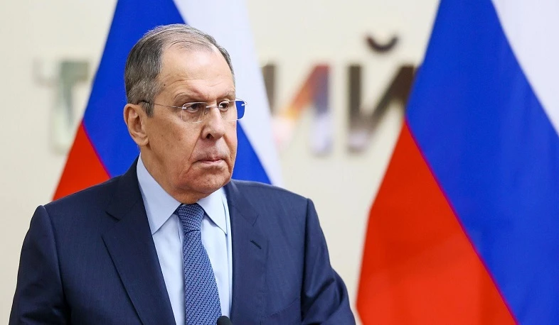 "Ще защитим границите си от нацистката държава, която Западът създаде в Украйна": Лавров заяви, че Русия няма да допусне разполагането на оръжия, които да заплашват Москва