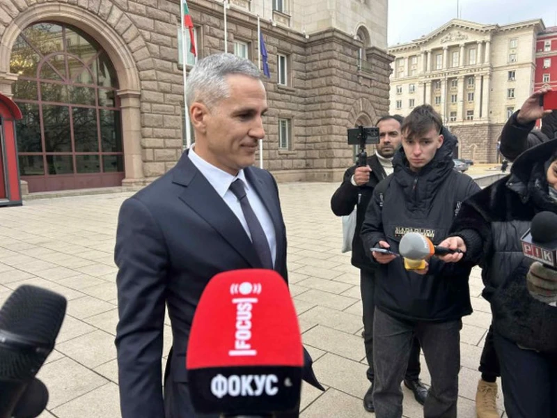 АПС: Андрей Гюров е най-отдалеченият служебен премиер
