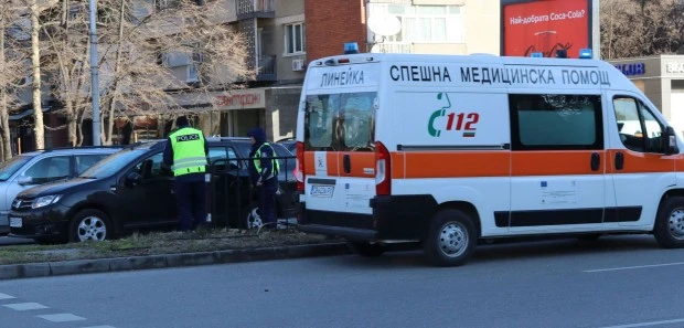 Дупничанин е в болница след пътнотранспортно произшествие