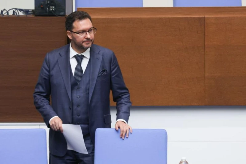Парламентът хваща на прицел ръководството на МВР по случая "Петрохан", но без Даниел Митов - той не можел