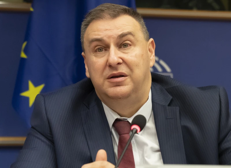 Евродепутати настояват за повече прозрачност за потребителите при добавките в храните