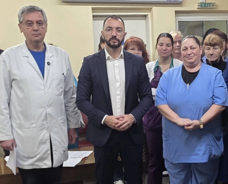 Антон Хекимян сигнализира за загуба на кадри и бавен фалит в столично лечебно заведение
