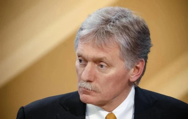 Песков призова Мерц и Макрон "просто да се обадят на Путин"