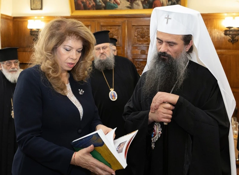 Илияна Йотова се срещна с Българския патриарх Даниил