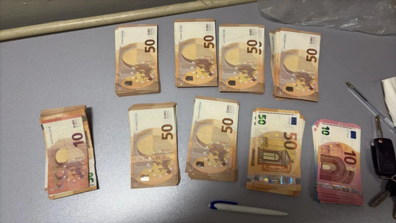 Само за един ден гранични полицаи от Русе задържаха над 46 000 евро от телефонни измами