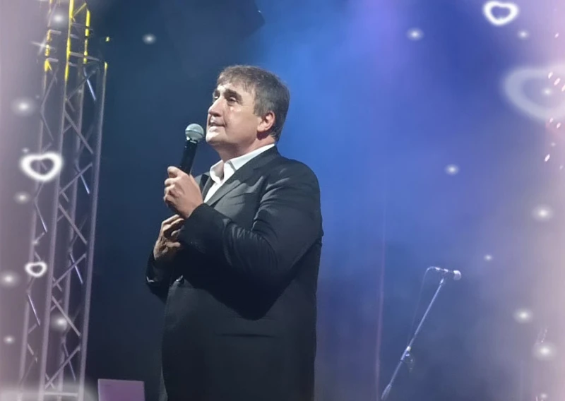 Веселин Маринов прати фенове в ступор