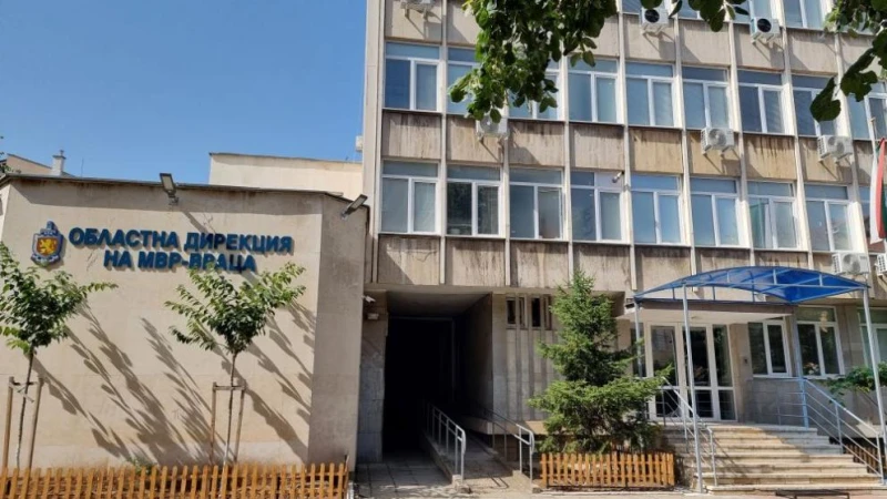 Разследват пожара в Следствието във Враца