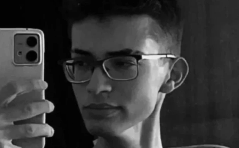 МОН след смъртта на 18-годишен ученик: Освободиха директора и учителя