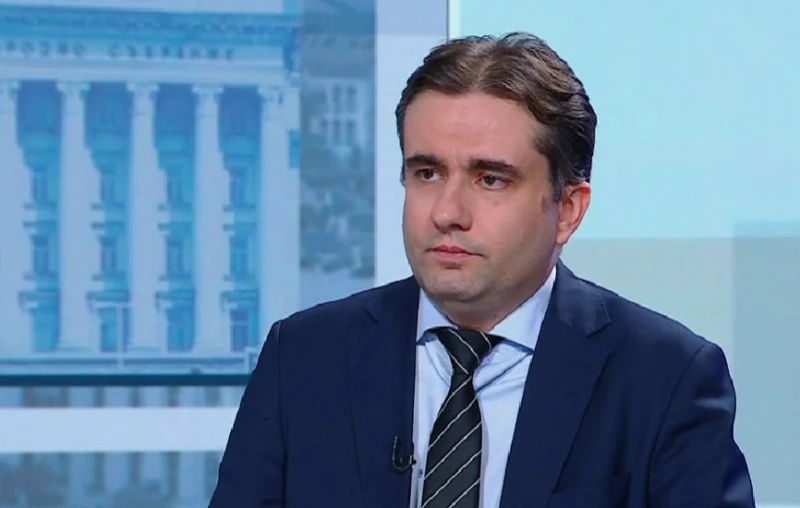 Божанов за мнението, че служебният кабинет е свързан с ПП: Водещото при всички тези хора не е политическата им биография, а професионалната