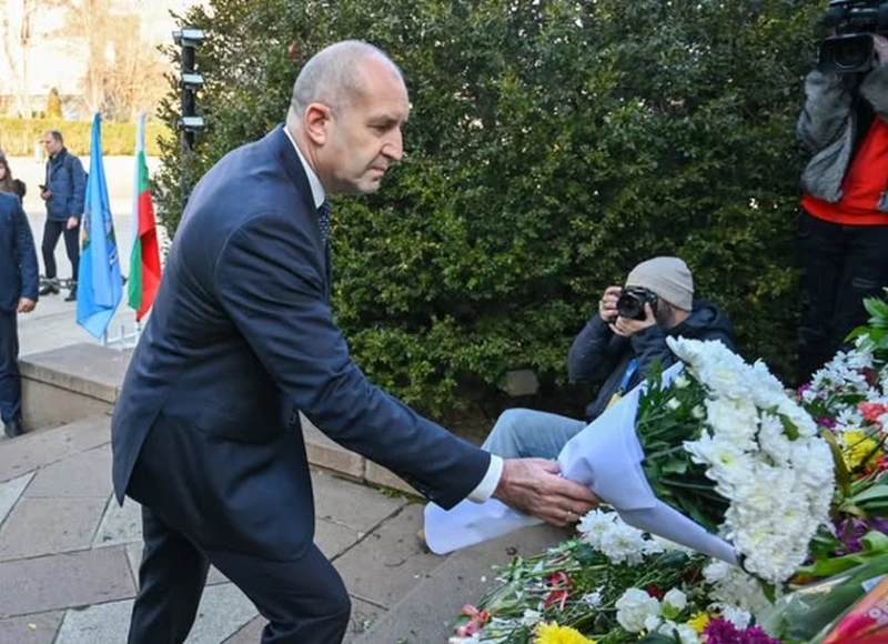 Румен Радев: Далеч сме от Васил Левски