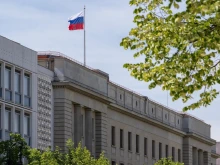 Мъж беше обвинен в опит да продаде данни на НАТО на руското посолство в Лисабон