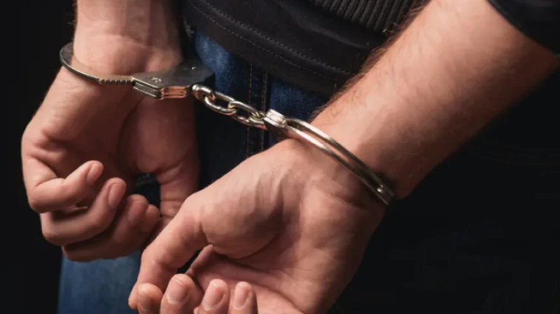 Съдът реши: Затвор за мъж, блудствал с жена на спирка в София