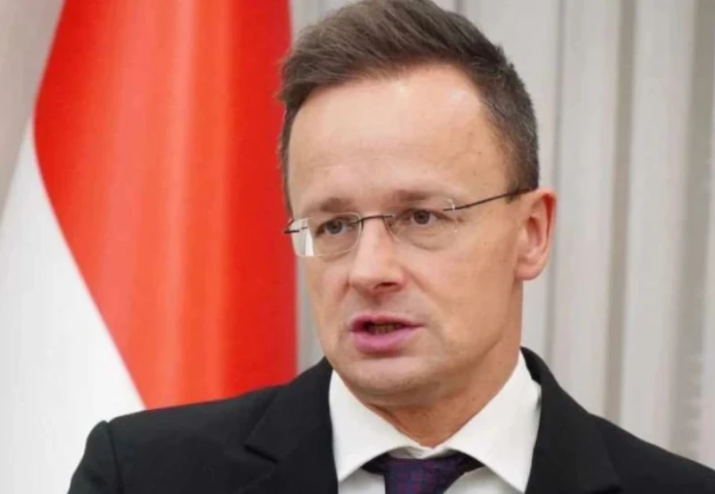 Сиярто към ЕК: Трябва да действа като Европейската комисия, а не като Украинската комисия