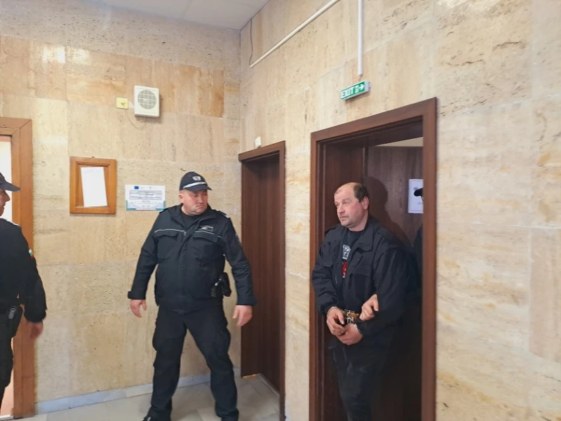 Оставиха в ареста задържания за грабеж в Дупница
