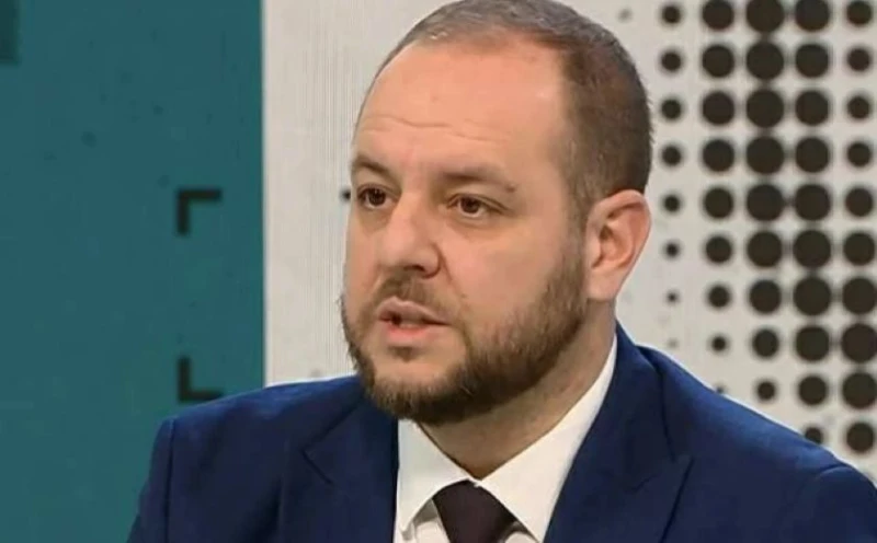Борислав Сандов коментира едно от посещенията си в хижа "Петрохан"