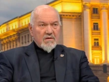 Политологът Александър Маринов: Най-големият проблем на този кабинет е, че гледа към миналото