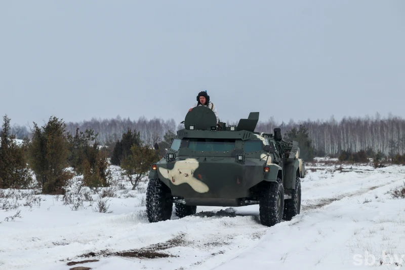 Военните части на Беларус са поставени в бойна готовност
