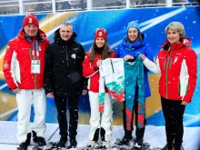 Лора Христова дари състезателен екип на Олимпийския музей в Лозана