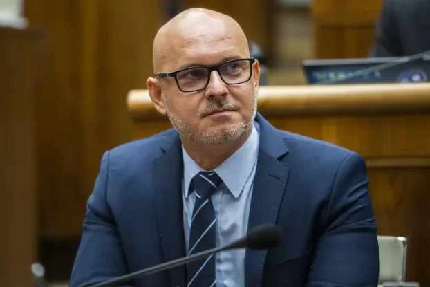 Словашката опозиция твърди, че Фицо заплашва Украйна по заръка на Русия