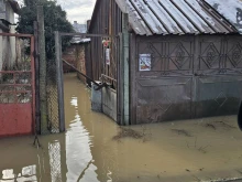 Още 6 къщи са наводнени в село Обручище, частичното бедствено положение в Община Гълъбово е в сила и днес