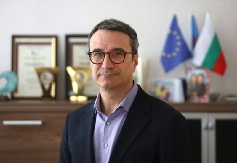 Новият енергиен министър заминава за Вашингтон