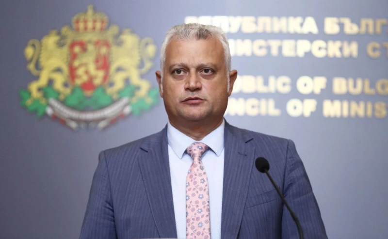 Министърът на вътрешните работи се среща с екипите по разследването на "Петрохан" и "Околчица"