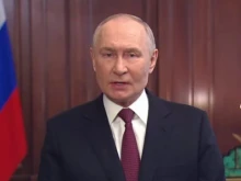 "Развитието на ядрената триада остава приоритет": Путин поздрави руснаците с Деня на защитника на Отечеството