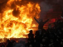 Феновете на Партизан потрошиха и запалиха "Райко Митич"