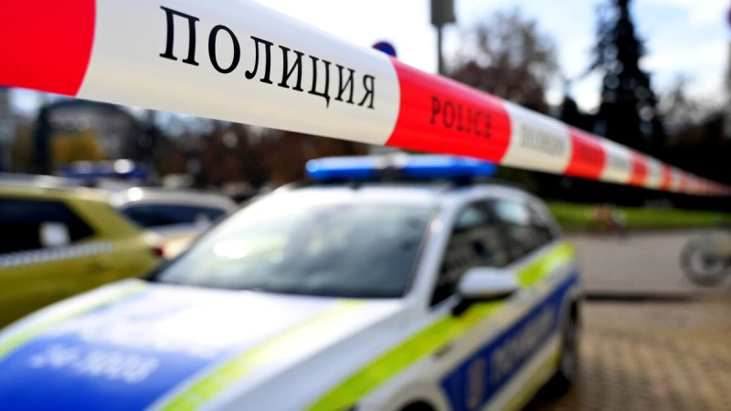 Полицията в Бургас залови двама криминално проявени за крупна кражба