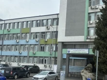 Трима души, включително две деца, стигнаха до Окръжна болница в Бургас след катастрофа до Братово