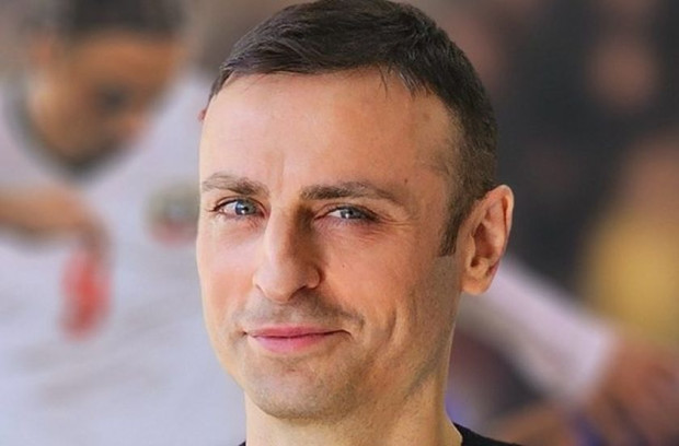 официално стана съветник по въпросите на младежта и спорта на служебния