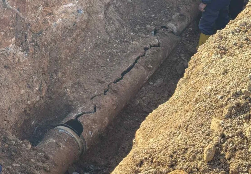 Гръмна цяла тръба от стария водопровод на Асеновград
