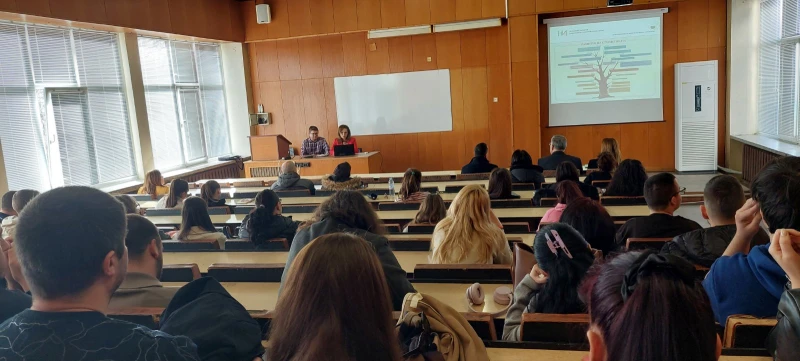 Експерти от ТСБ - Югоизток се срещнаха със студенти и преподаватели от БДУ "Проф. д-р Асен Златаров"