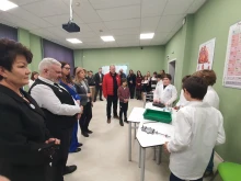 Модерен STEM център отвори врати в ОУ "Васил Априлов" в Бургас